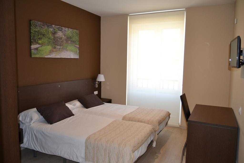 Pension-Albergue Lemos Tríacastela Extérieur photo